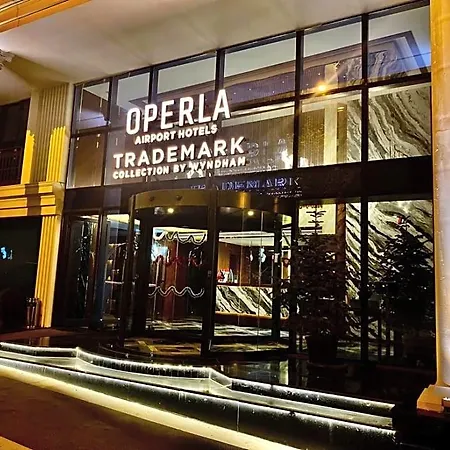 Trademark By Wyndham Operla Airport Arnavutkoey Ξενοδοχείο
